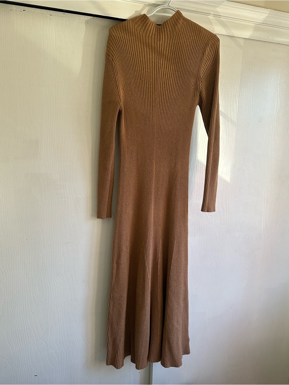 GAP Ribbed Long-Sleeve Maxi Dress in Camel Brown